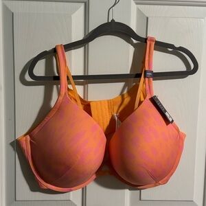 Women’s bra. Cacique. Micro So Light Boost Plunge 46DDD NWT
